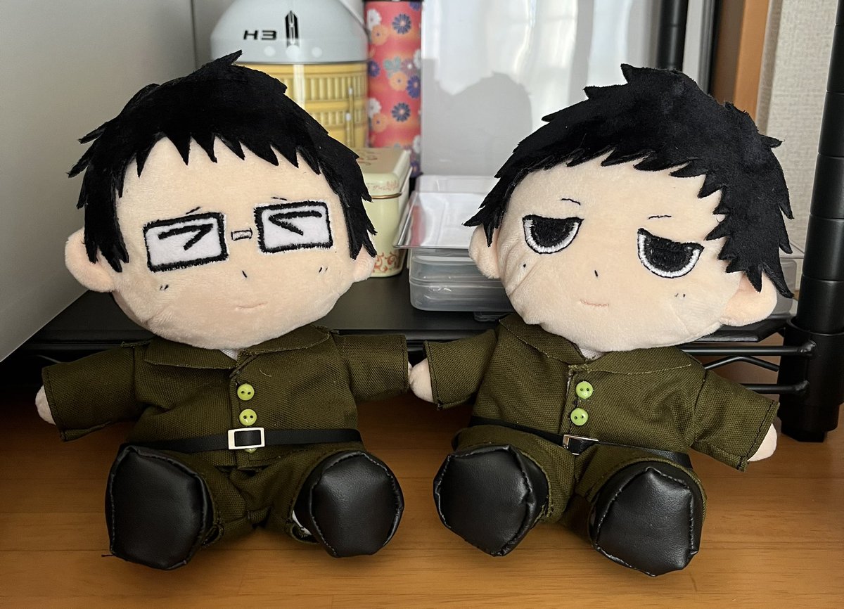 田丸くんと吉敷くんのぬいぐるみ無事に完成しました！
明日水戸に連れて行きます。
久々の刺繍にちょっと失敗した点はあったけど、自分で作ったこたちはなんとも愛おしいものです。

水戸にいらっしゃる皆さま、明日のペリリューのトークイベント楽しみましょうね！