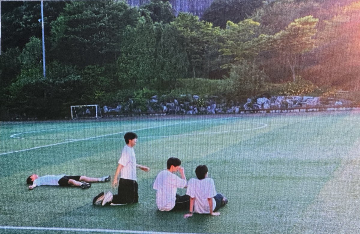 clishyu's tweet image. 패밀리즈 단체사진 ㅜㅠ 
리부 패밀리즈 단체방 프로필이래