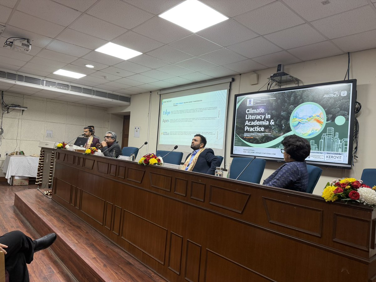 Peter Oborn tweet media