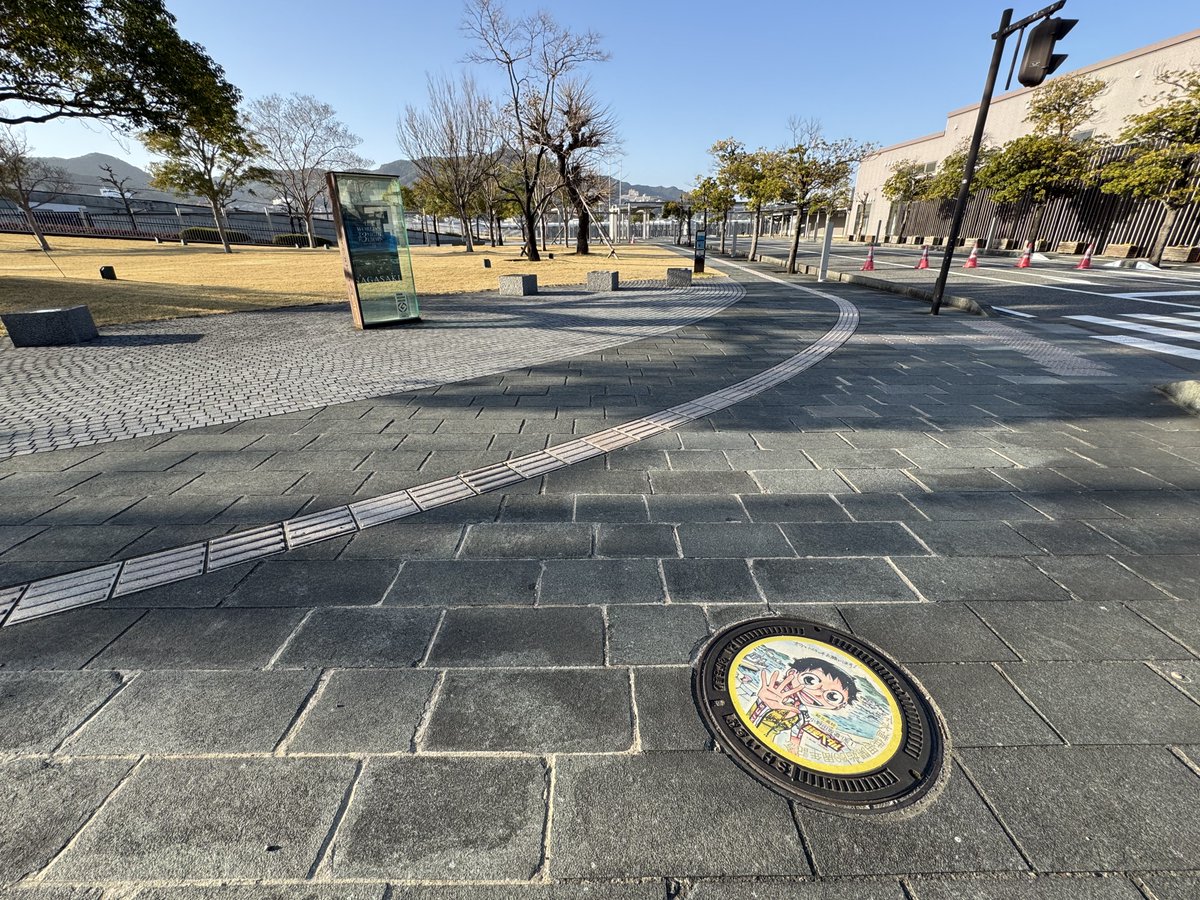 マンホールの博物誌　水と道路と人々との交差点 マンホールの博物誌 水と道路と人々との交差点 【公式通販】