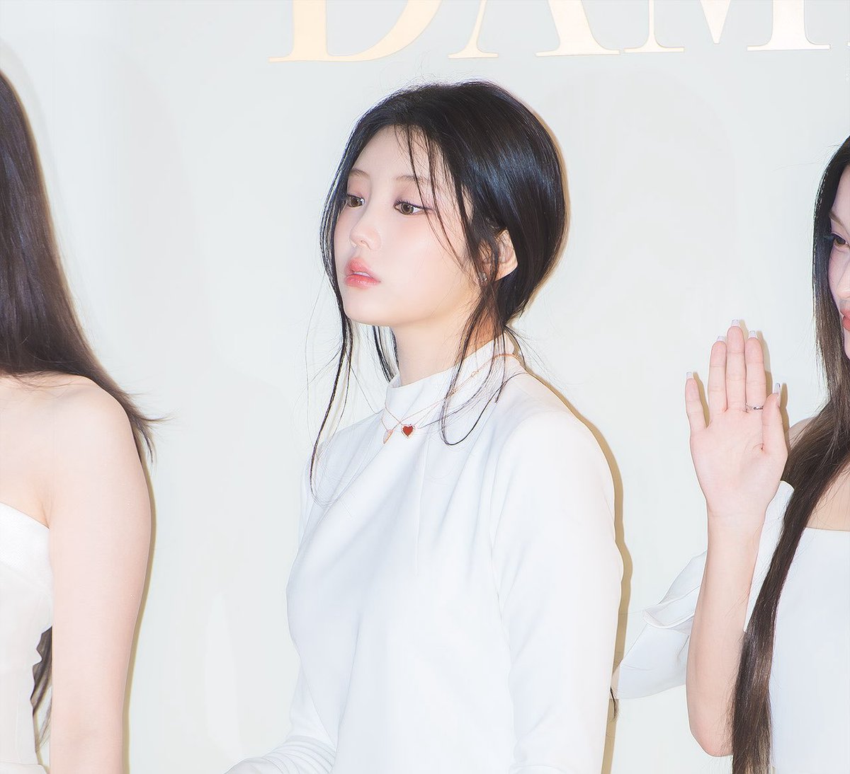 wonheeface0626's tweet photo. #원희 #아일릿 #WONHEE #ILLIT #ウォンヒ https://t.co/M5dsUmhQbL