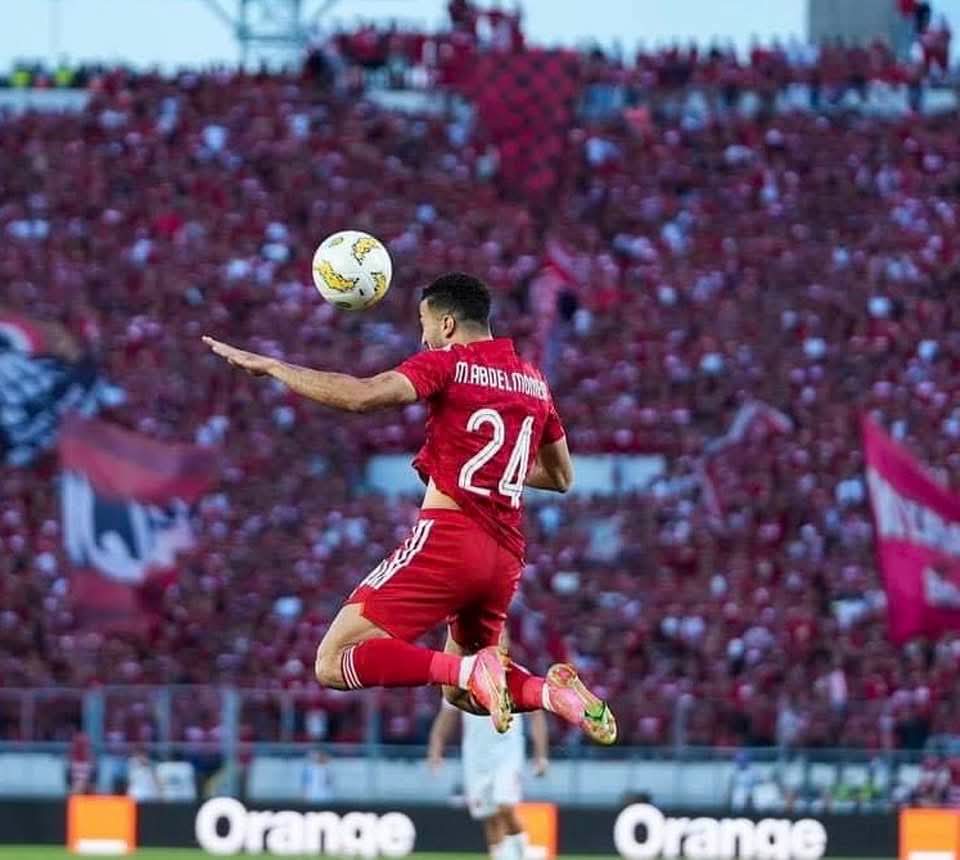 قبل هذه المباراة فوزى لقجع صرح بان المغرب ستنهى سيطرة مصر ع البطولات الافريقية 
ولكن عبد المنعم بضربة رأسية سيطر فيها على الفضاء واخرس لقجع 
لن تنسي شوارع المغرب هذه الليلة الحزينة ولن ينسي لقجع ولن تنسي الصحافة المغربية تتويج الاهلى باللقب الافريقى فى عقر دارهم 
سيطرة مصر