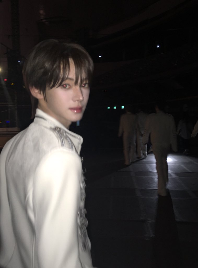 TWSLATION_'s tweet image. [260117] #HANJIN WV POST

🐰: little moments from golden disc awards

#한진 #TWS #투어스 @TWS_PLEDIS