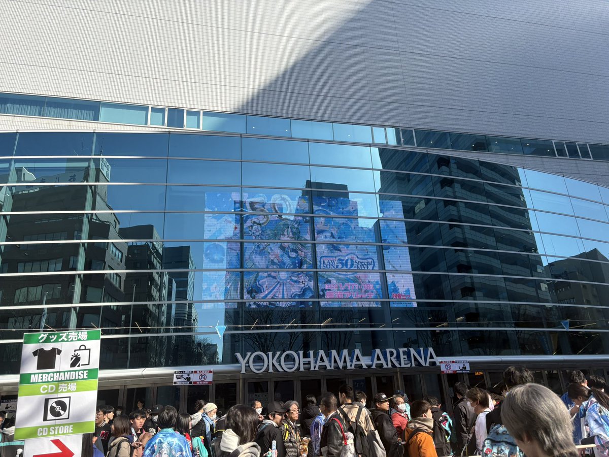 Kimuchi_Re's tweet photo. ローミク 
セトリ過去一過ぎて最っ高に楽しかったです！！
リプ欄にセトリ貼って置くのでこっそり見たい方はどうぞ！！
（間違いあったらごめんなさい！！💦） https://t.co/T9msFNeMTi