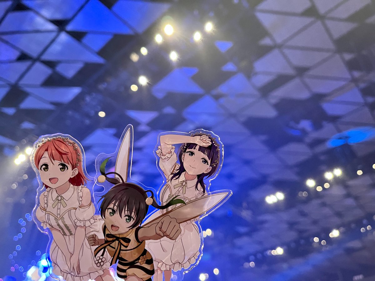 Boooooom_Boooooom_Bee!! (ぶんぶんびー)とは【ピクシブ百科事典】 虹ヶ咲　パンフレット　ブンブンビー