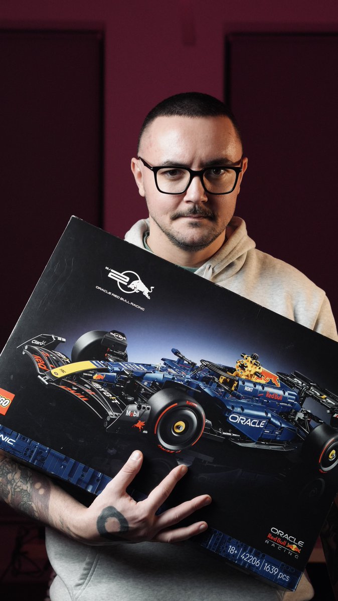 Мені сьогодні 38 🥳
Дякую Силам Оборони, що дожив до цього віку.
Дякую вам всім: хто підтримує, радить і критикує.
Ну і сьогодні я дарую подарунок, адже за донат від 200 гривень на два квадроцикла для 80 ОДШБ ви можете виграти цей чудовий набір LEGO 🏎️
send.monobank.ua/jar/4qafXaNpwN