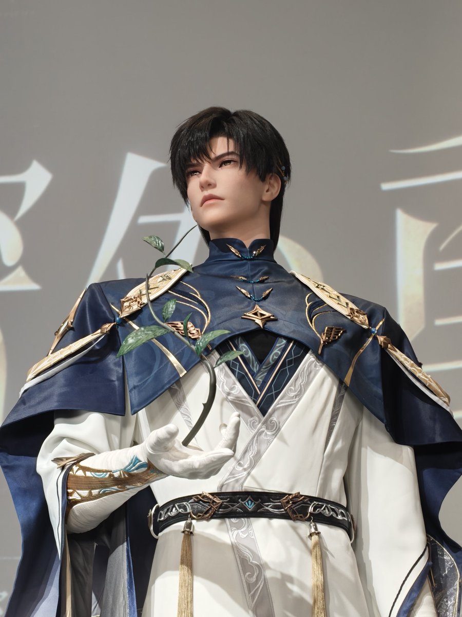 里子里子里 tweet media