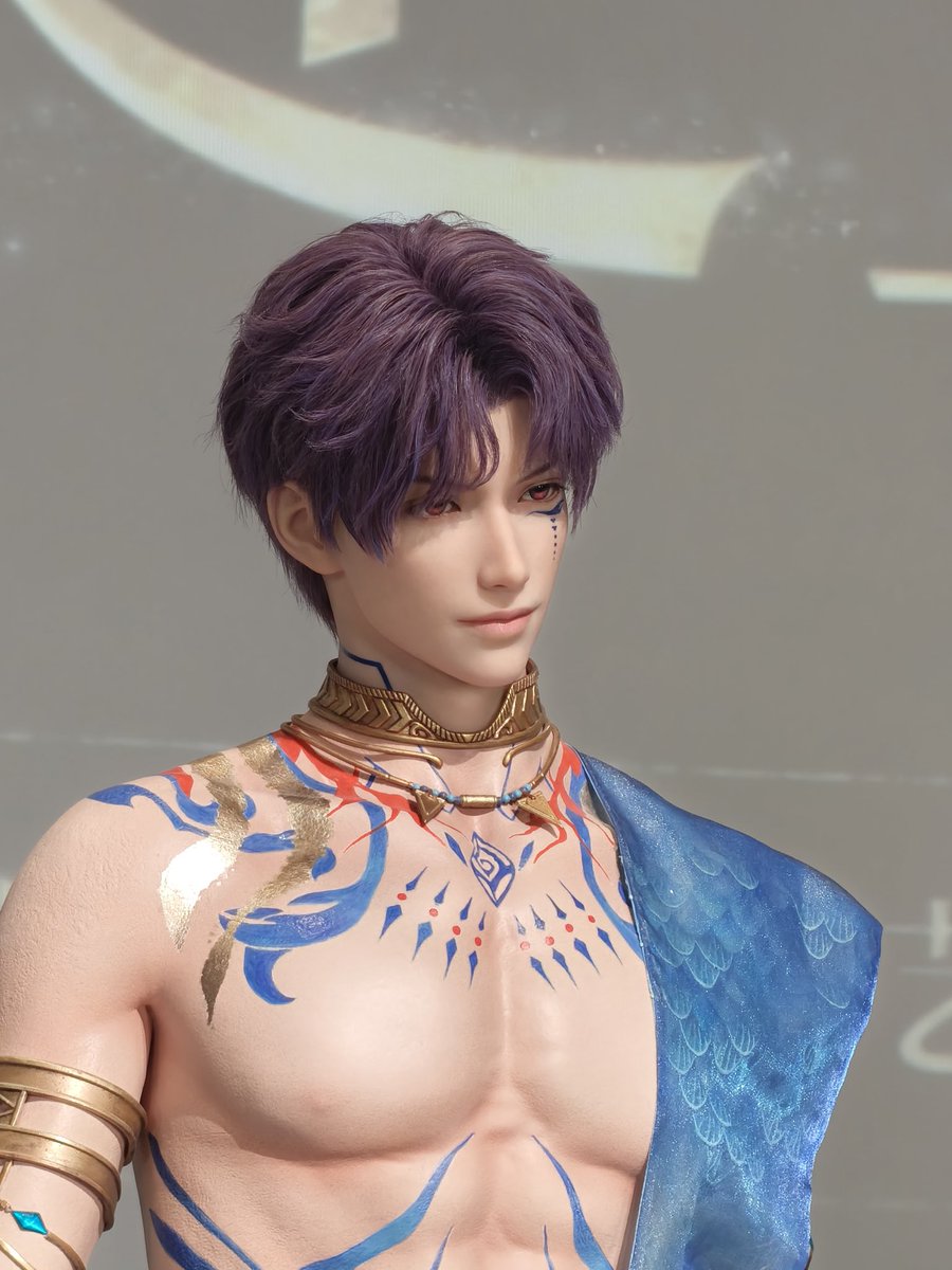 里子里子里 tweet media