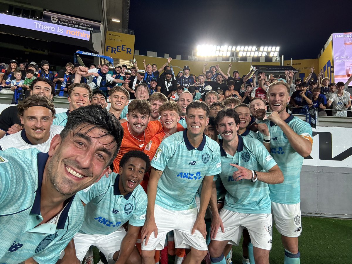 Naaaa first selfie 😍😍😍