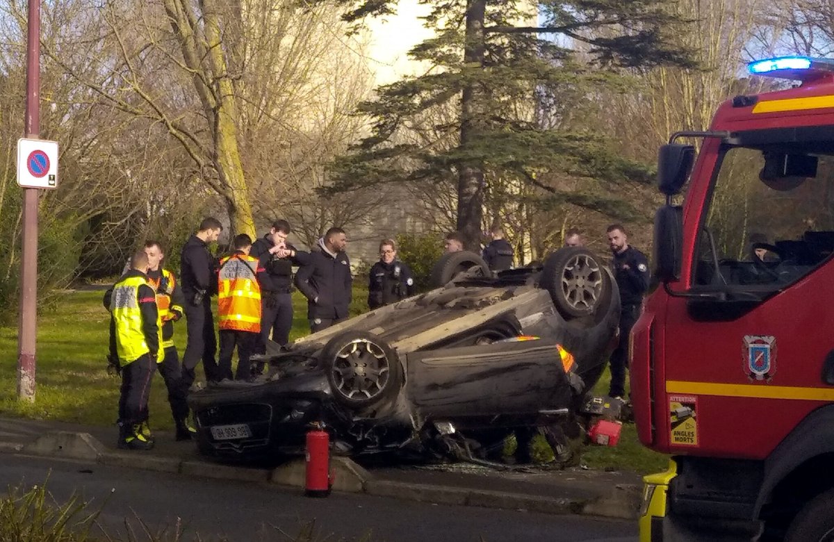 Le Parisien | 95 tweet media