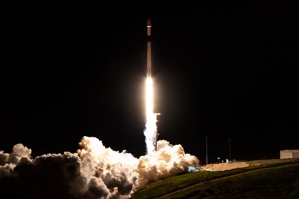 SpaceX's tweet image. Falcon 9 launches NROL-105 to orbit from pad 4E in California, completing our 600th overall Falcon mission