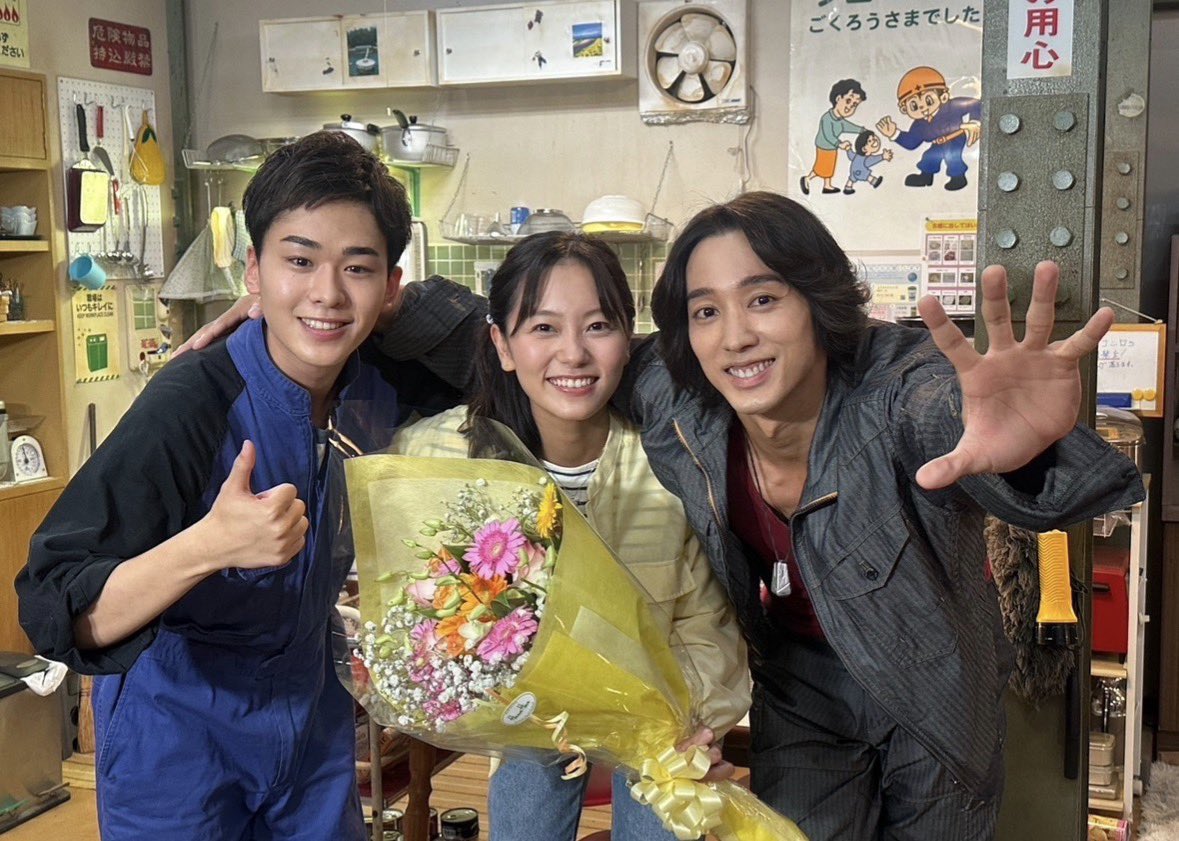 ayano_kudo05's tweet photo. ウルトラマンオメガ最終話までご覧いただき、誠にありがとうございました☺️
放送は一区切りとなりましたが、これからもぜひウルトラマンオメガを愛し続けていただけたら幸いです。私にとってもオメガは、前を向いて頑張り続けるための活力であり、いつまでも心の中のヒーローです。#ウルトラマンオメガ https://t.co/Q5qooRvV57