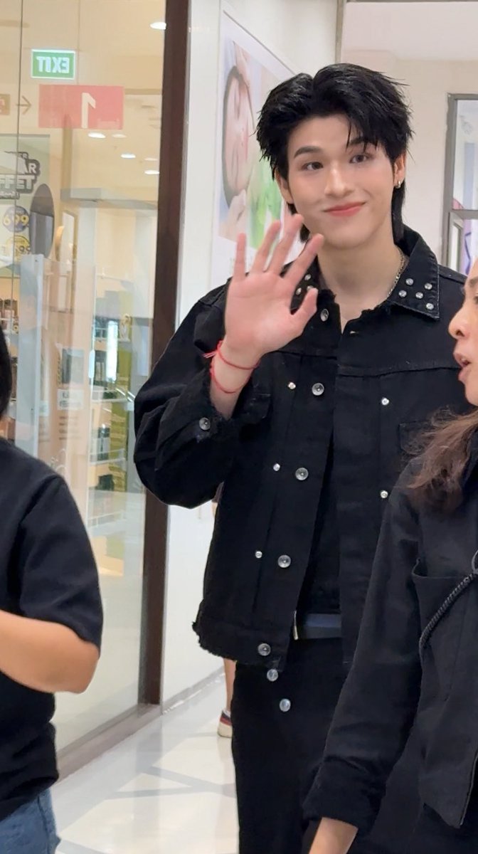 PukpikJamm's tweet image. หล่อมากลูกเอ้ยยยยยยยย

#ISUZUxSKY
#skywongravee