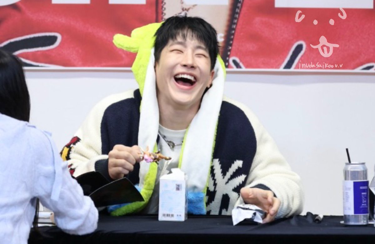 inudasaikoo's tweet image. 🐾260117 대면 팬싸 pre. 

💚💚💚

#진진 #JINJIN #ASTRO 
#아스트로 #박진우