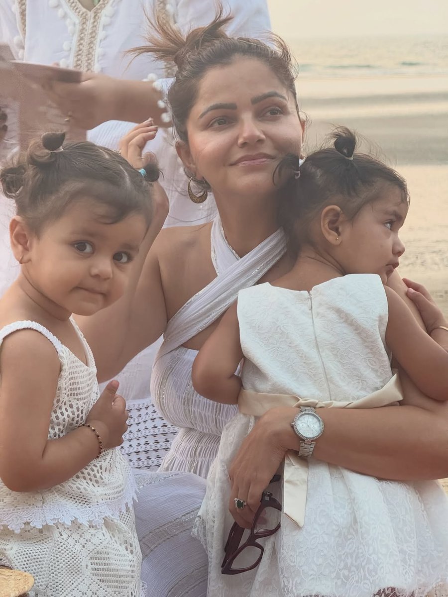 Cutest thing you’ll see on the internet today. ❤️ #RubinaDilaik