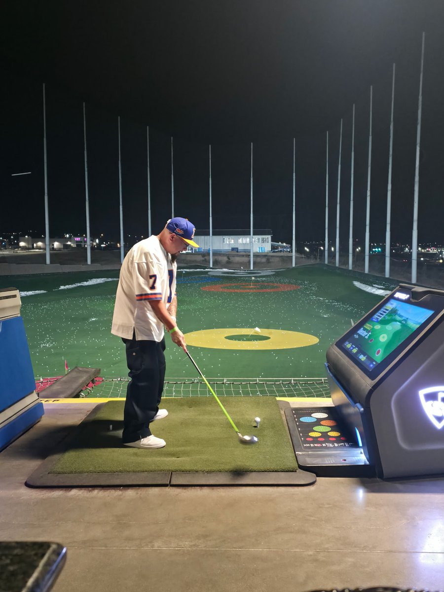 Boyolean719 tweet media