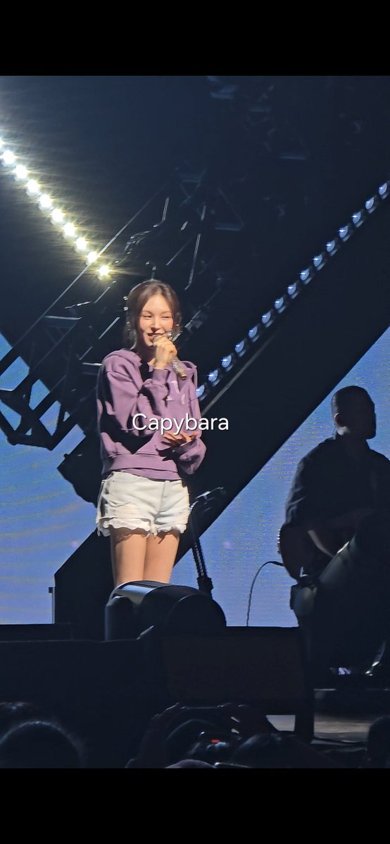 CapybaraStudio_'s tweet image. Ang ganda 😩😩

@WENDY_offcl
#WENDY #웬디 #WEALIVE
#WENDY_WORLDTOUR_IN_MNL
#WEALIVE_IN_MANILA