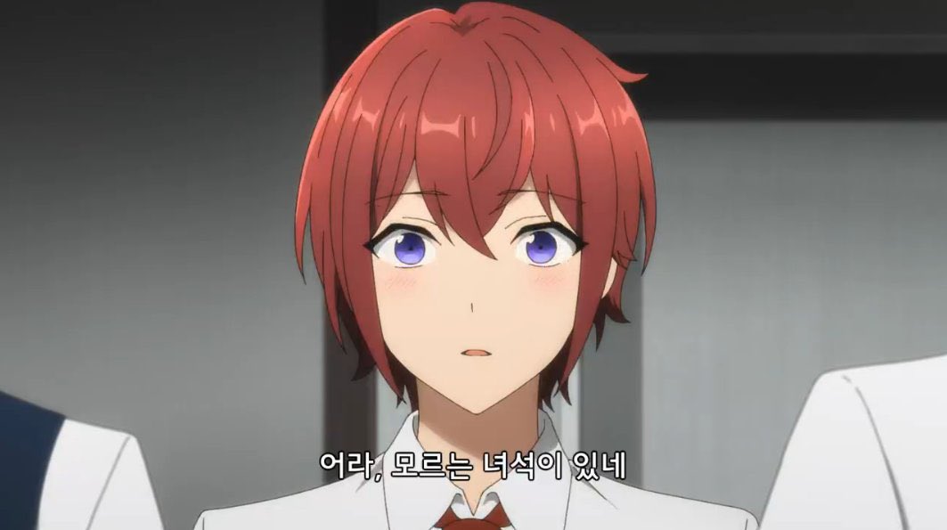 얘 근데 이거 진짜 너무 한눈에 반한 얼굴같아요. 레오 처음보자마자 지은 표정인데, 너무나 진한 홍조 커진 눈망울 빼도박도못하