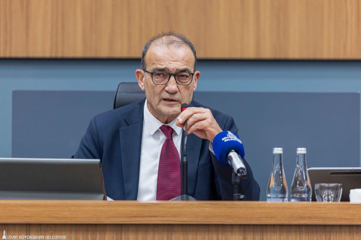 demokratgundem's tweet image. İzmir'de 26 yıllık 
"Basmane Çukuru" düğümü çözülüyor! 🏗️ ✨

İzmir Büyükşehir Belediye Meclisi, TMSF ile yapılacak protokol için Başkan Cemil Tugay'a OY BİRLİĞİYLE tam yetki verdi

📍 Alan kamusal kullanıma kazandırılacak
📍 Kültürpark'ın koruma planı onaylandı

DETAYLARI LİNKTE…