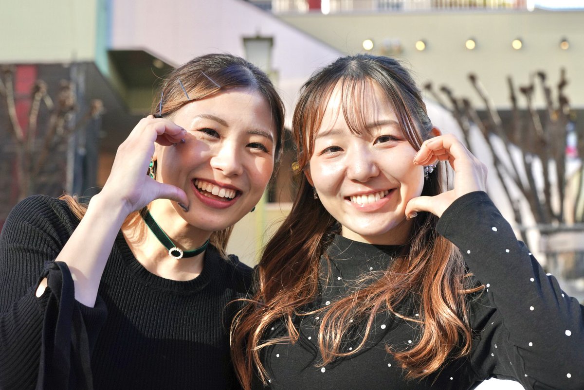 海老名WAKUWAKU ICE WORLD アイスショー
午後の部
の全部終わった後プリンスチームの皆さんが挨拶にきてくれました。
ひなこちゃんと、みくちゃんが、カワイイポーズとってくれました。
ありがとうございました。
#PIW
#プリンスアイスワールド