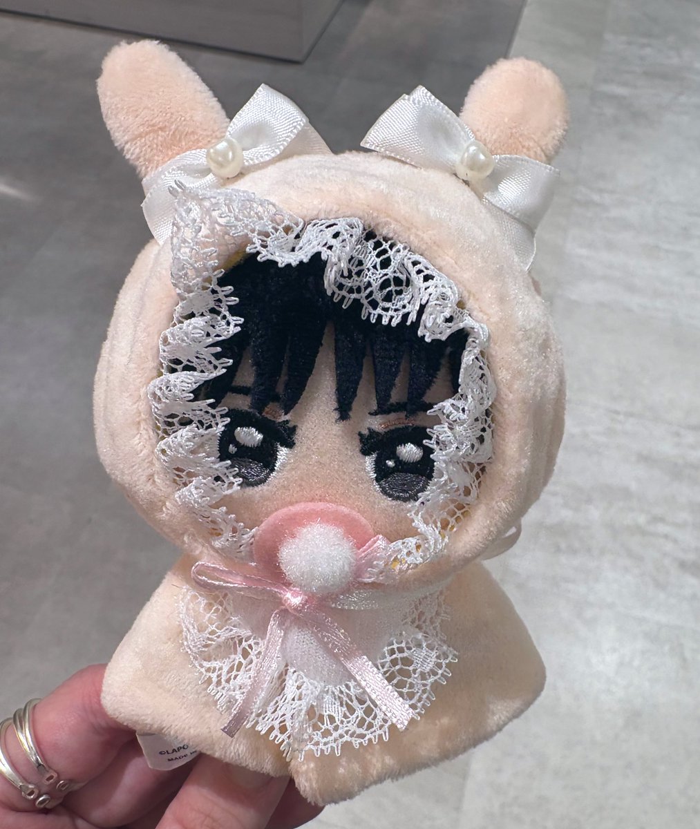 今日見つけたガチャのぬい服可愛すぎる👶🏻🍼