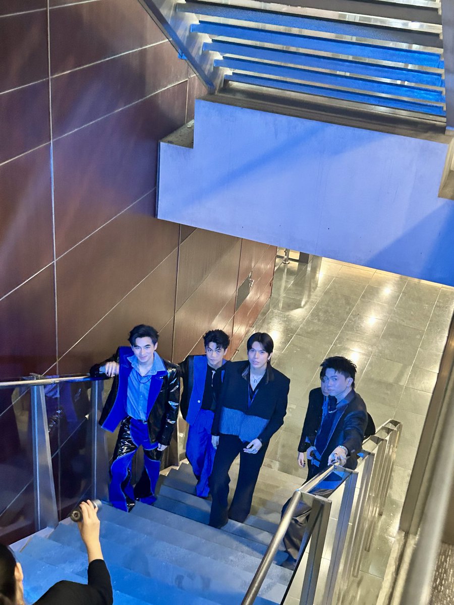 switaylacson's tweet photo. Congrats #WRIVE !  🫶#WRIVE_1stAlbumShowcase  #WRIVE_1stAlbum  @wrive_drei @wrive_russu @wrive_ishiro @wrive_asi @wriveph https://t.co/qgHkOHHWYD