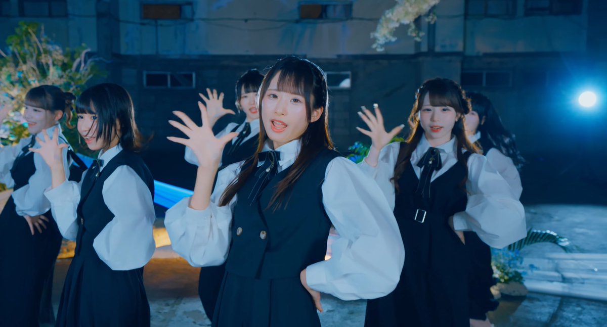 HMWR_tm_yn's tweet photo. めるべあちゃんの『 Twinkle Stars 』のMVを観てる👀🧸楽曲もMVもメンバーのパフォーマンス、表情も素敵だから、Melty BeaRを知らない人も一度は再生して見てみた方がいいよ👍おすすめ
#MeltyBeaR #めるべあ
#TwinkleStars https://t.co/omD1JZ2Wbo