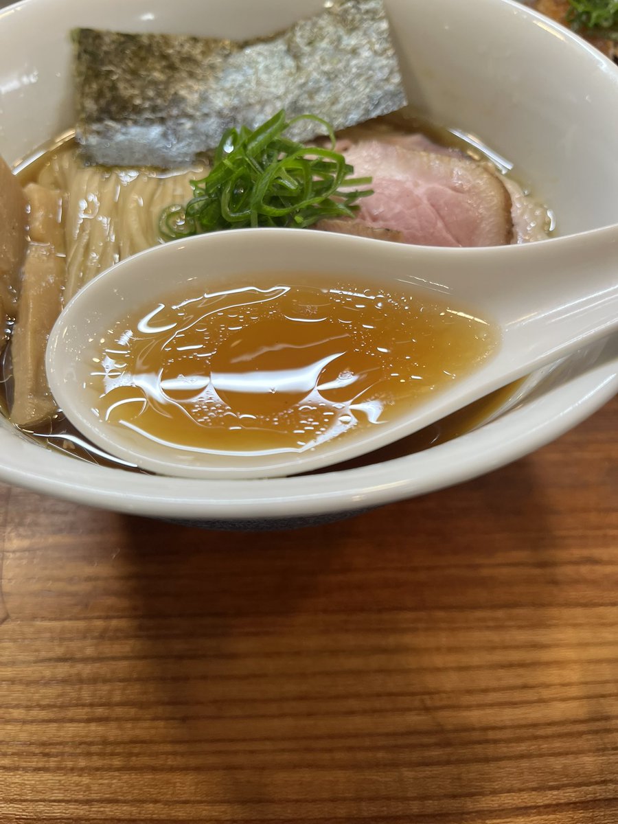 UNITED NOODLE アメノオト さんへ訪麺☂️ 醤油そば🍜 つるし焼き