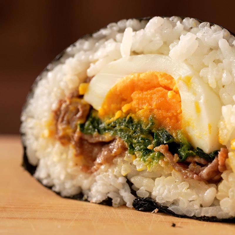 今日は #おむすびの日 ということで、 1個で大満足💯ボリューム満点