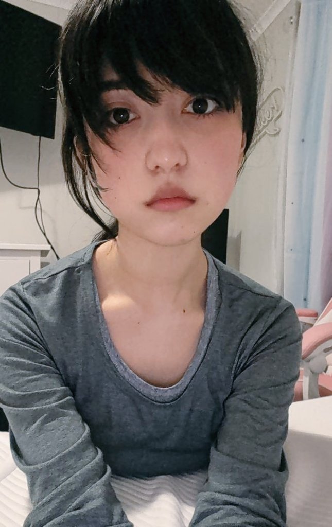 プカラ tweet media