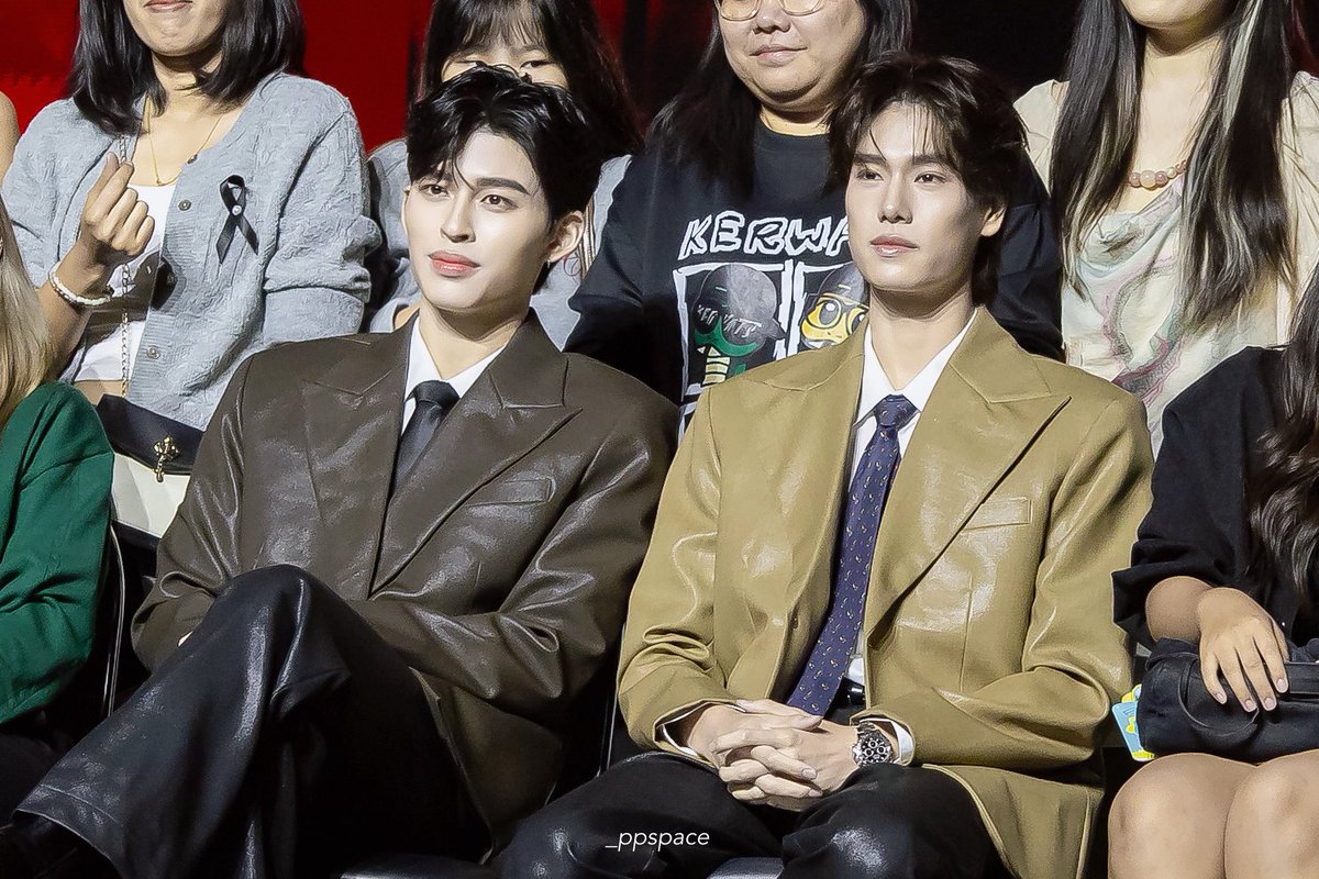 _softaura's tweet image. pond's hairstyle😭 they looks so cute together 

#MeAndTheeSeriesFinalEP