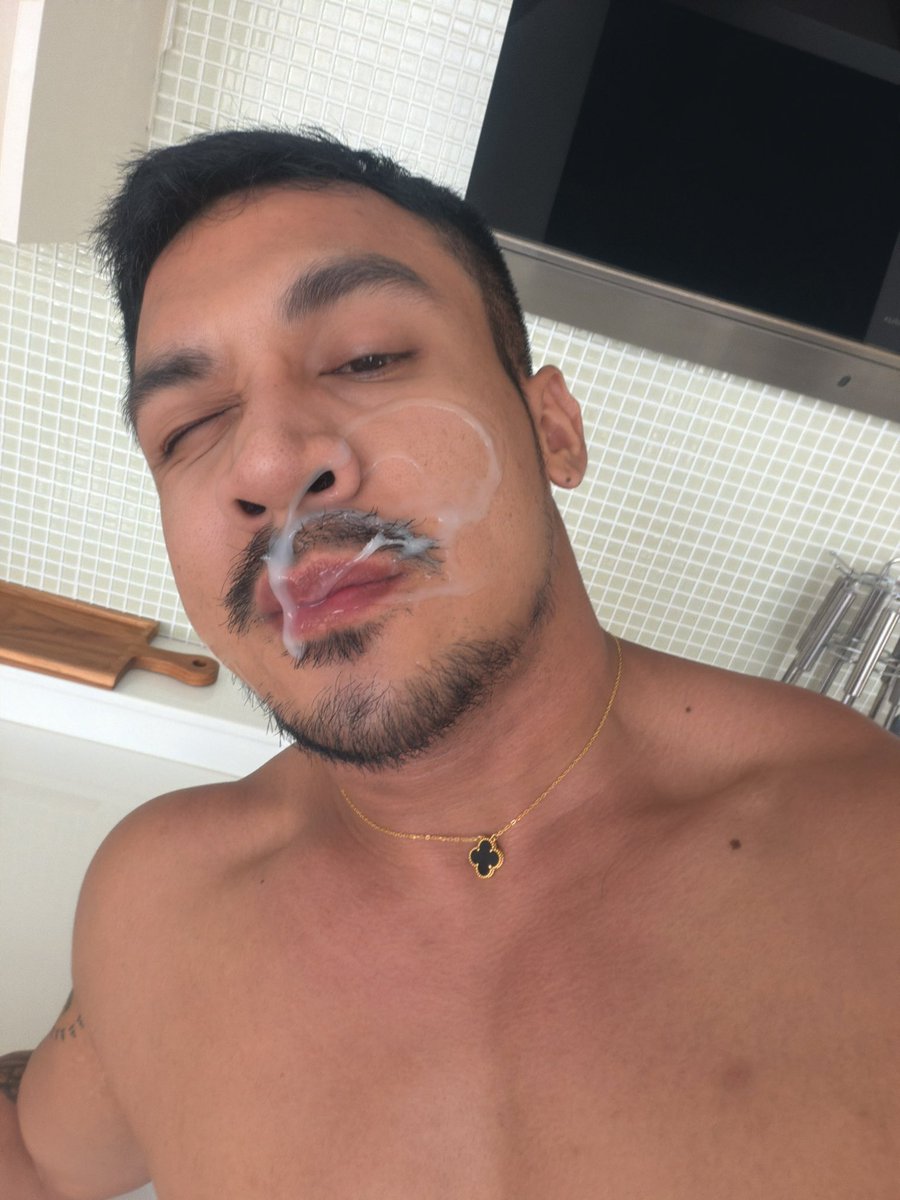Ryan1dakz's tweet photo. Naghahanap ka ba ng mahabang saging babe Ang sarap pag katamod Sakin sa muka? Tara ikaw Naman 😈

₱3️⃣9️⃣9️⃣ pesos only 🔞
LIFETIME ACCESS TWO CHANNEL WITH LIVE MORE THAN 400 MY VIDEO SEX 💦
https://t.co/3lcghcFZbE 
DM me on TG to avail my Private Telegram📍 Ryandakd12 https://t.co/E7KG77avih