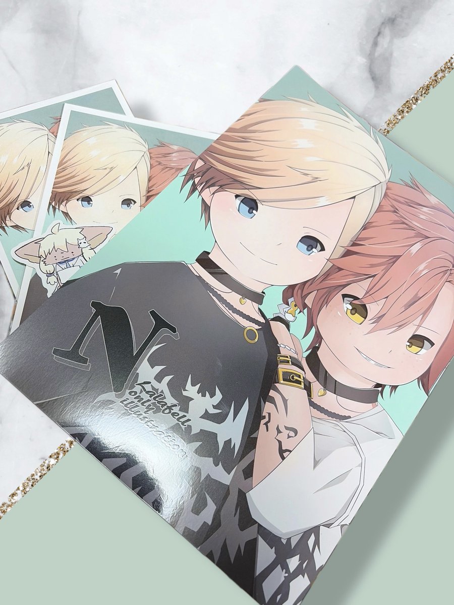 自分とフレを描いて、イラスト集という形にしてくれました!!
本当にありがとう😭✨️

これからも仲良くしてね!!
このイラスト達は大切にします𓂃 𓈒𓏸
これからも応援してるよ！
<a href="/LAKU231/">LAKU(雪間草らく) 🧸C107新刊通販</a>