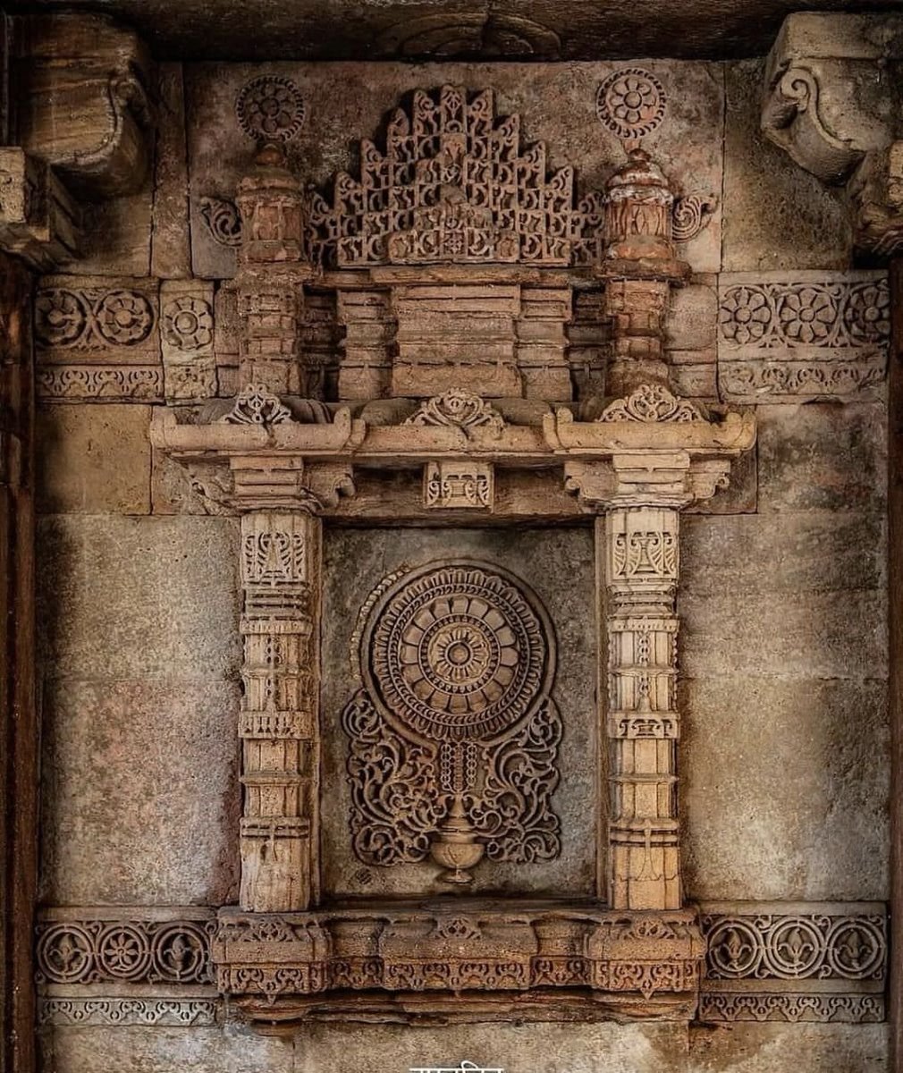 Stone lace and ancient grace.