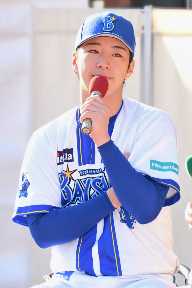 【1/17 tvkハウジング】度会くん
ファンからの質問
Q.好きな野球選手は誰ですか？
A.『僕は京田さんです。』
#baystars #度会隆輝