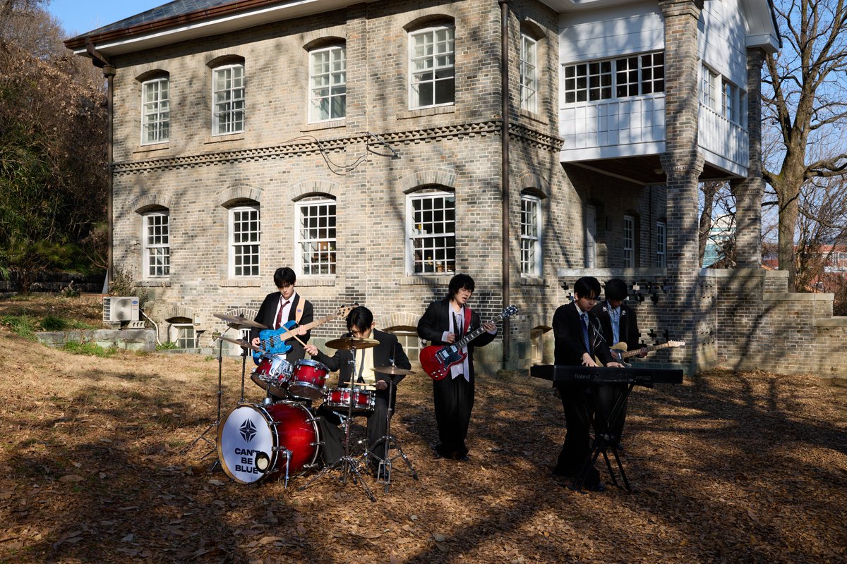 band_cantbeblue's tweet image. ’𝐒𝐡𝐨𝐮𝐥𝐝 𝐛𝐞 𝐲𝐨𝐮‘ 𝑆𝑡𝑖𝑙𝑙

MV out 2026. 01. 19 6PM KST

2nd EP [𝐏𝐫𝐮𝐬𝐬𝐢𝐚𝐧 𝐁𝐥𝐮𝐞]

#cantbeblue #캔트비블루 #PRUSSIANBLUE