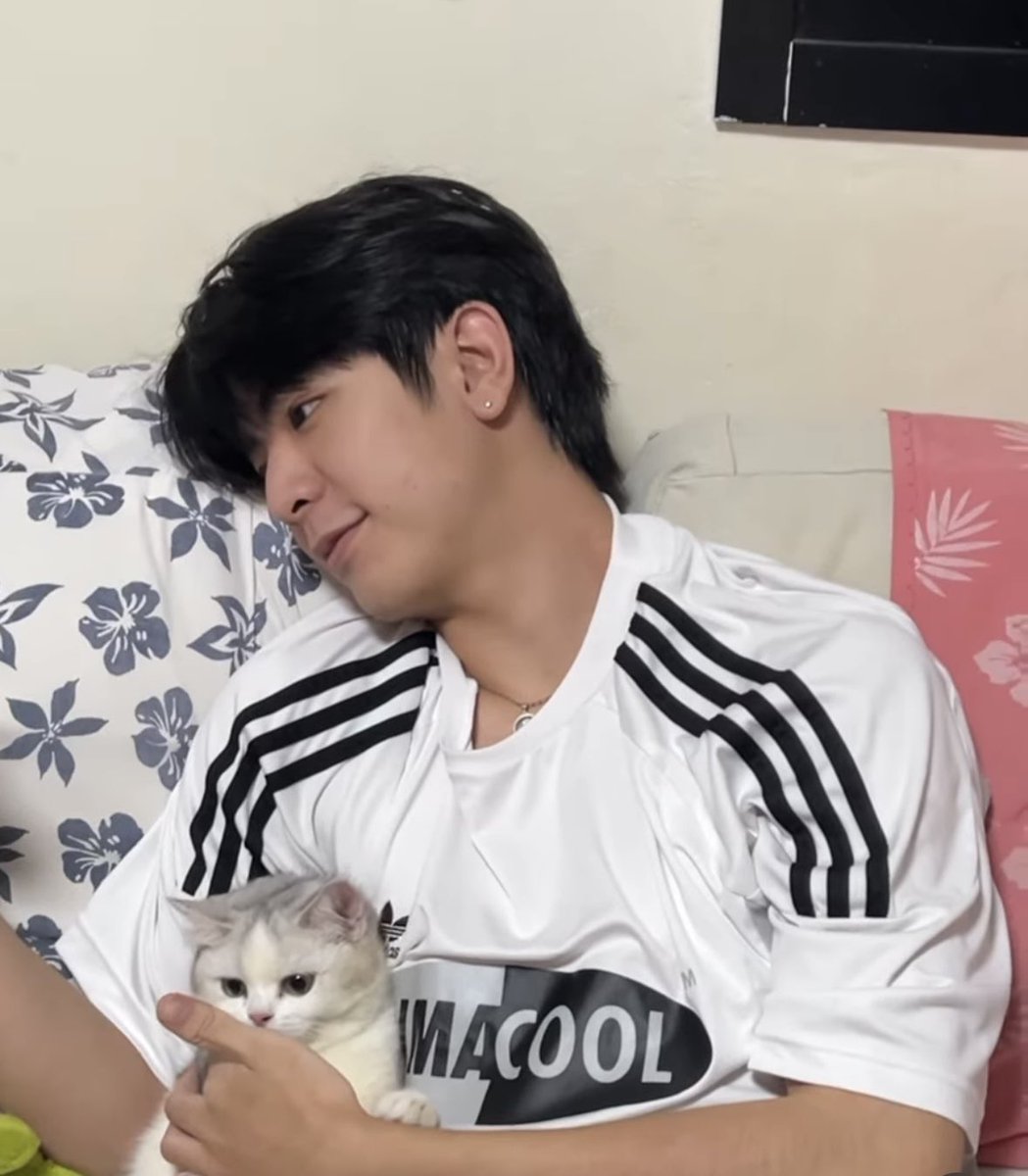 myouzzzi's tweet image. แป๋วแมว น่ารักจังงง 🐈

; #sea_ta_lay ♡