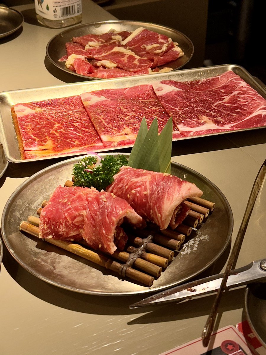吃肉吃肉
