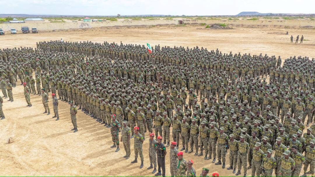 JamaMeysa's tweet photo. Somaliland oo ciidamo ka badan 6 Kun oo askari toobabar ugu soo xidhay gobalka Sool💚🤍❤️ https://t.co/ZOklQoQfIz