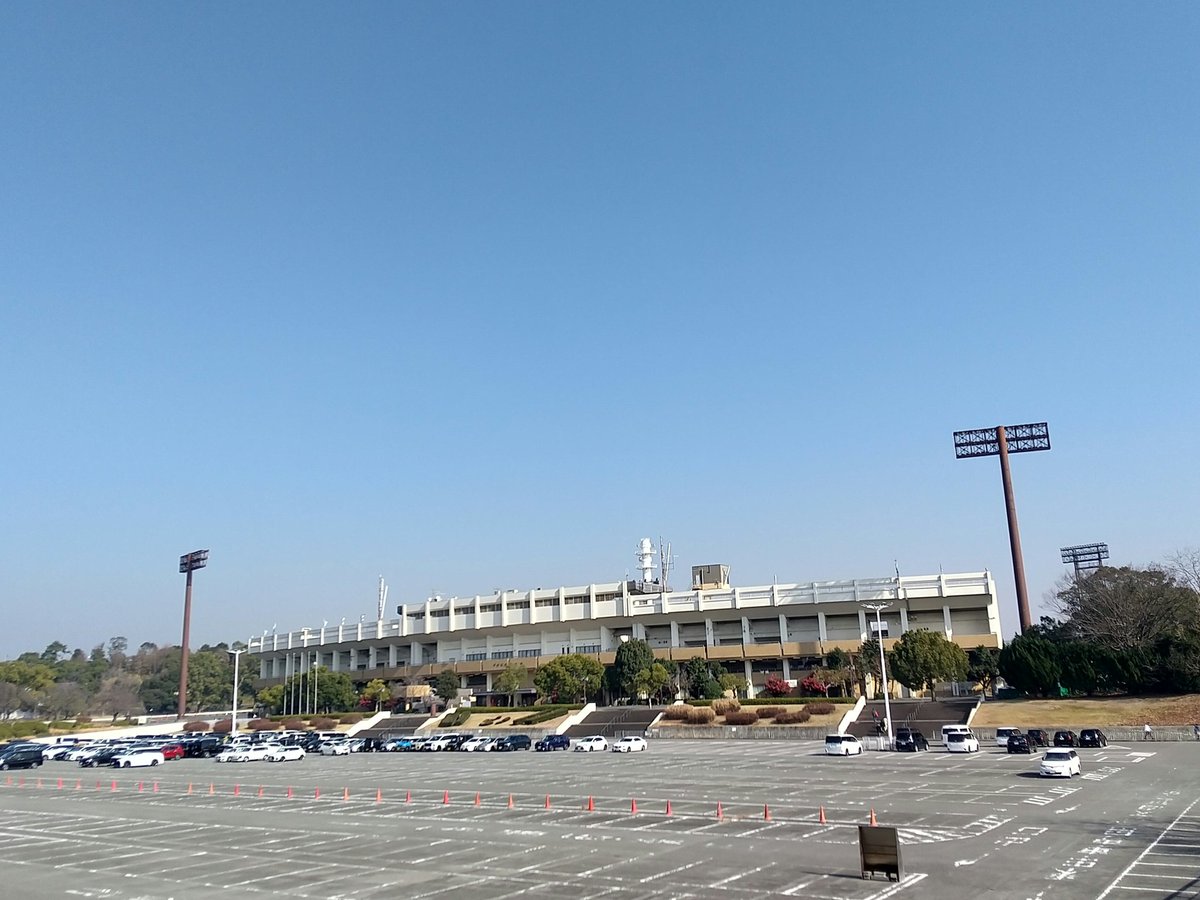 ryo4016's tweet photo. 今日はMKタクシーフィールドでケルメリーグ順位決定戦からの懐かしの万博記念競技場で関西サッカーリーグ入替戦2025を観戦📷️してきました! #StAndrewsFC に前半0-1から後半2-1に逆転!そのまま勝利し関西2部に昇格が決まりました👏
来季からさらに注目して応援したいと思います💪#OsakaCitySC https://t.co/hYBoTd9rvb