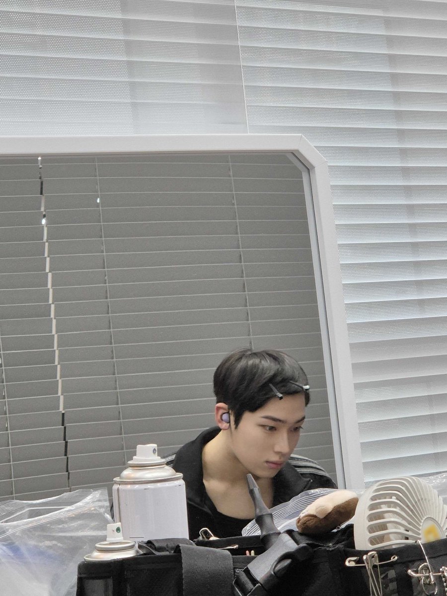 hsjy624's tweet image. 훈찍떤 사진에서 떤에 대한 애정이 묻어나오는게 너무 좋아서 울고싶음