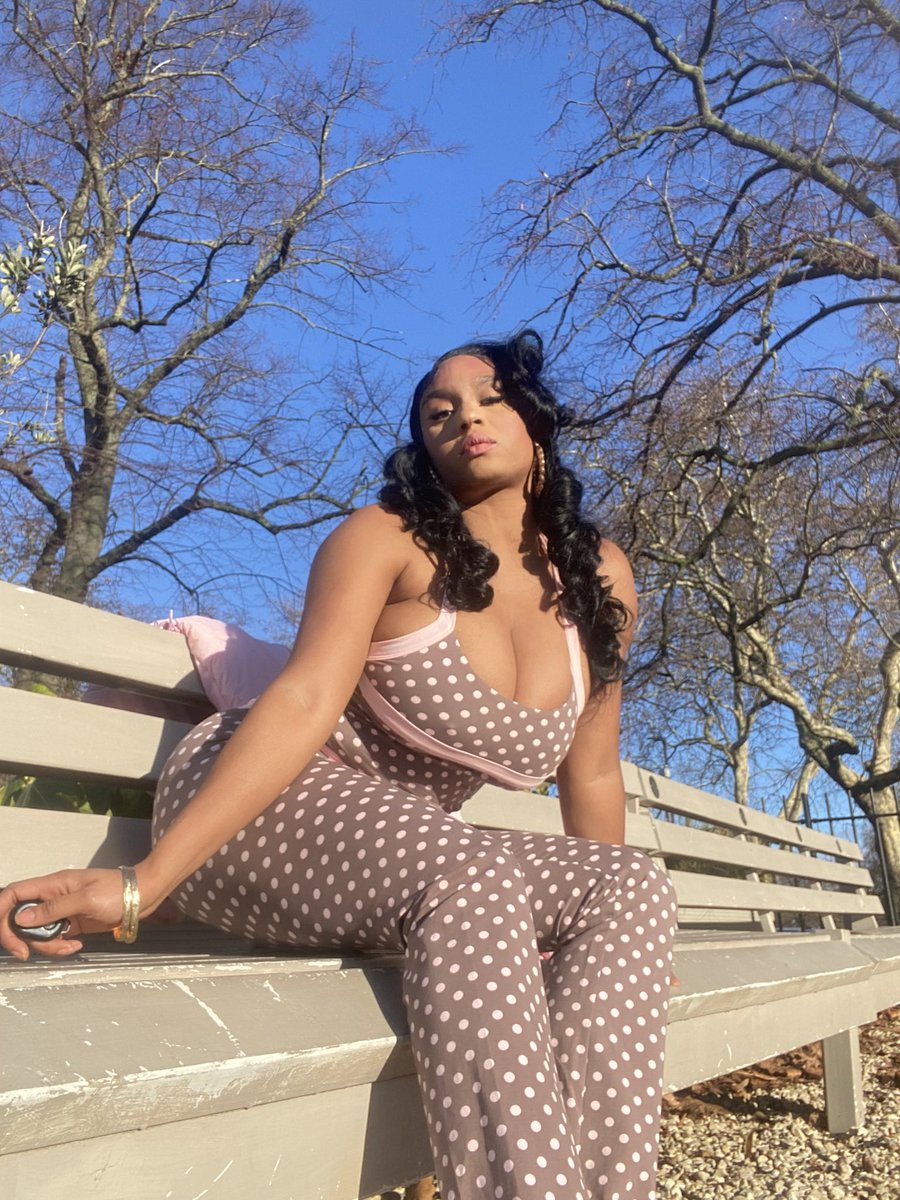 insta : Melodykeys tweet media