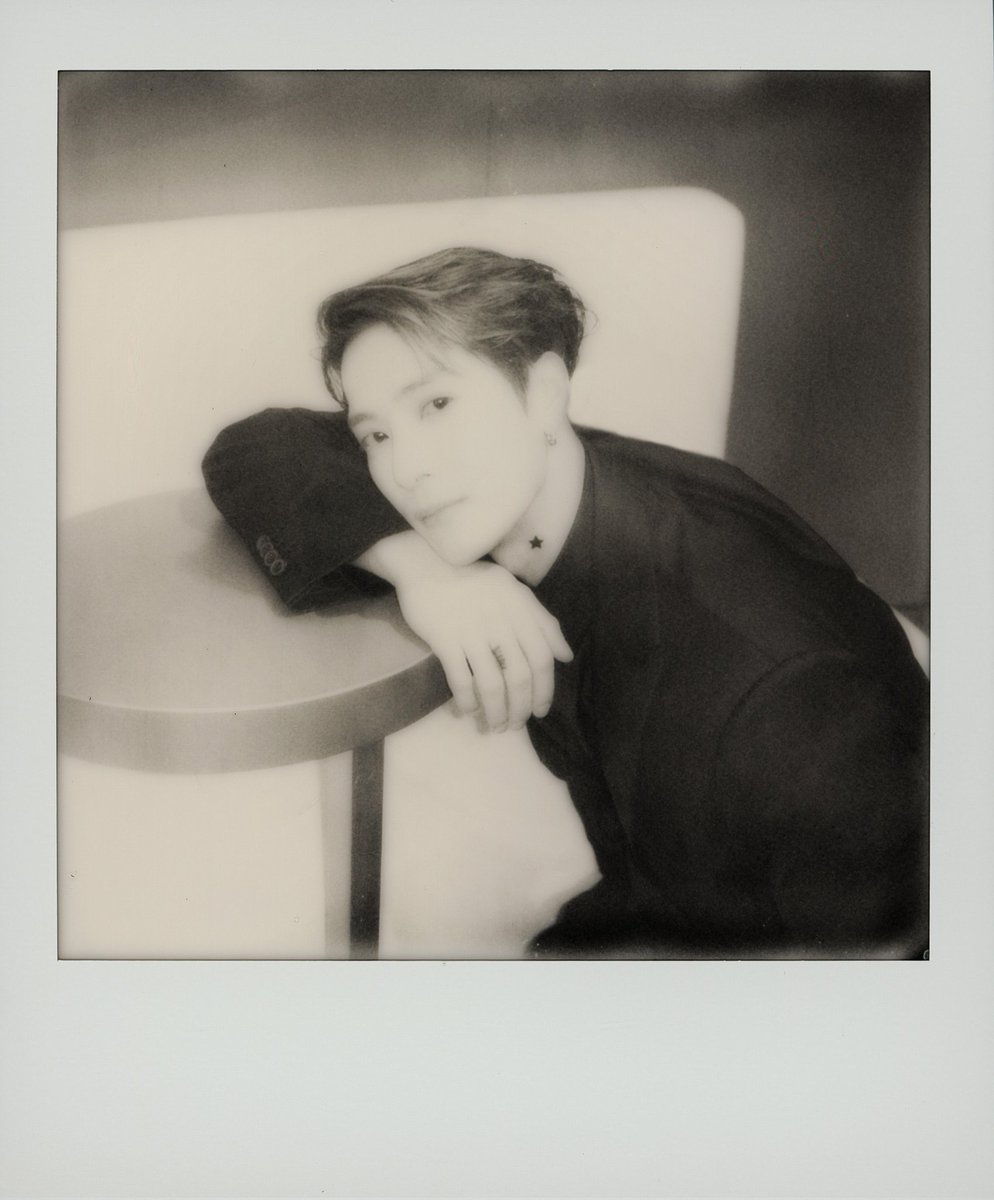 JacksonWGlobal's tweet image. [XHS] 260117 笙笙 (1/2)

📸 Jackson Wang at Armani Beauty event in Shenzhen ❤️ 

#JacksonWang #王嘉尔 #잭슨 #TEAMWANG @JacksonWang852