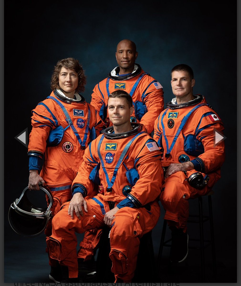 quick_spinch's tweet image. Кстати, вам наверняка неинтересно что амеры начинают выкатку суперрракеты SLS с кораблем "Орион" к стартовому комплексу. В начале февраля планируют пульнуть к Луне живыми людьми: