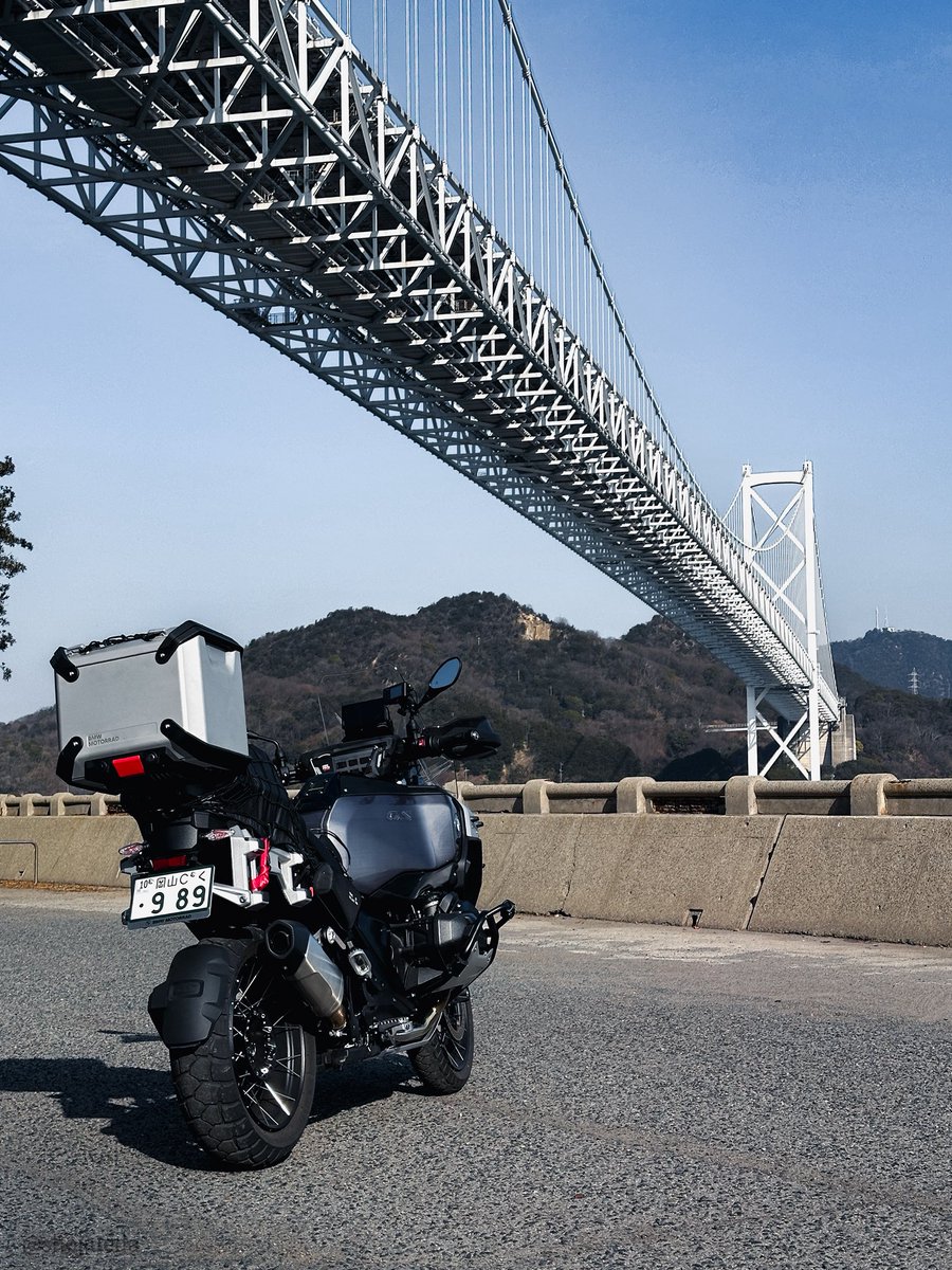 竜王みはらしライン、向島、因島から、日没までに無事帰宅しました！ もっともっと美しい風景だと思いますが、今日は黄砂が酷くてどんよりと😢 #R1300GS #R1300GSA #R1300GSAdventure