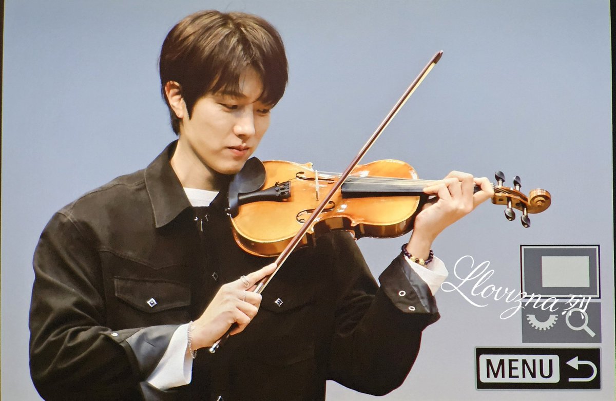 260117 프롬 팬사인회 8차 PREVIEW 

#Llovizna烈의記錄 
#이성열 #성열 #인피니트 
#LEESUNGYEOL #SUNGYEOL #INFINITE