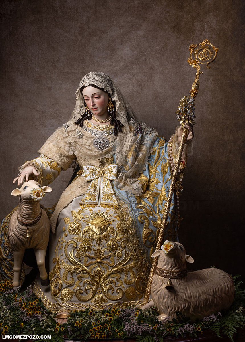 ¡Oh, dulce Pastora!
Madre la más tierna
libra a tu rebaño 
de enemigas fieras.

#pastoracoronada #divinapastora #looralainmaculadamadredelbuenpastor  #madredivinadelbuenpastor #soypastoreño #capuchinos #malaga 

📷: <a href="/LMFotosCofrades/">LMFotosCofrades</a>