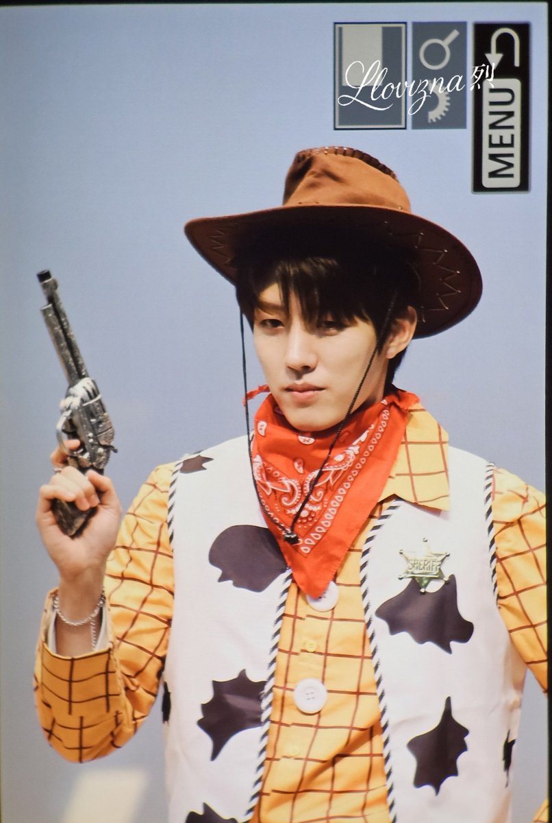 260117 프롬 팬사인회 8차 PREVIEW 

#Llovizna烈의記錄 
#이성열 #성열 #인피니트 
#LEESUNGYEOL #SUNGYEOL #INFINITE