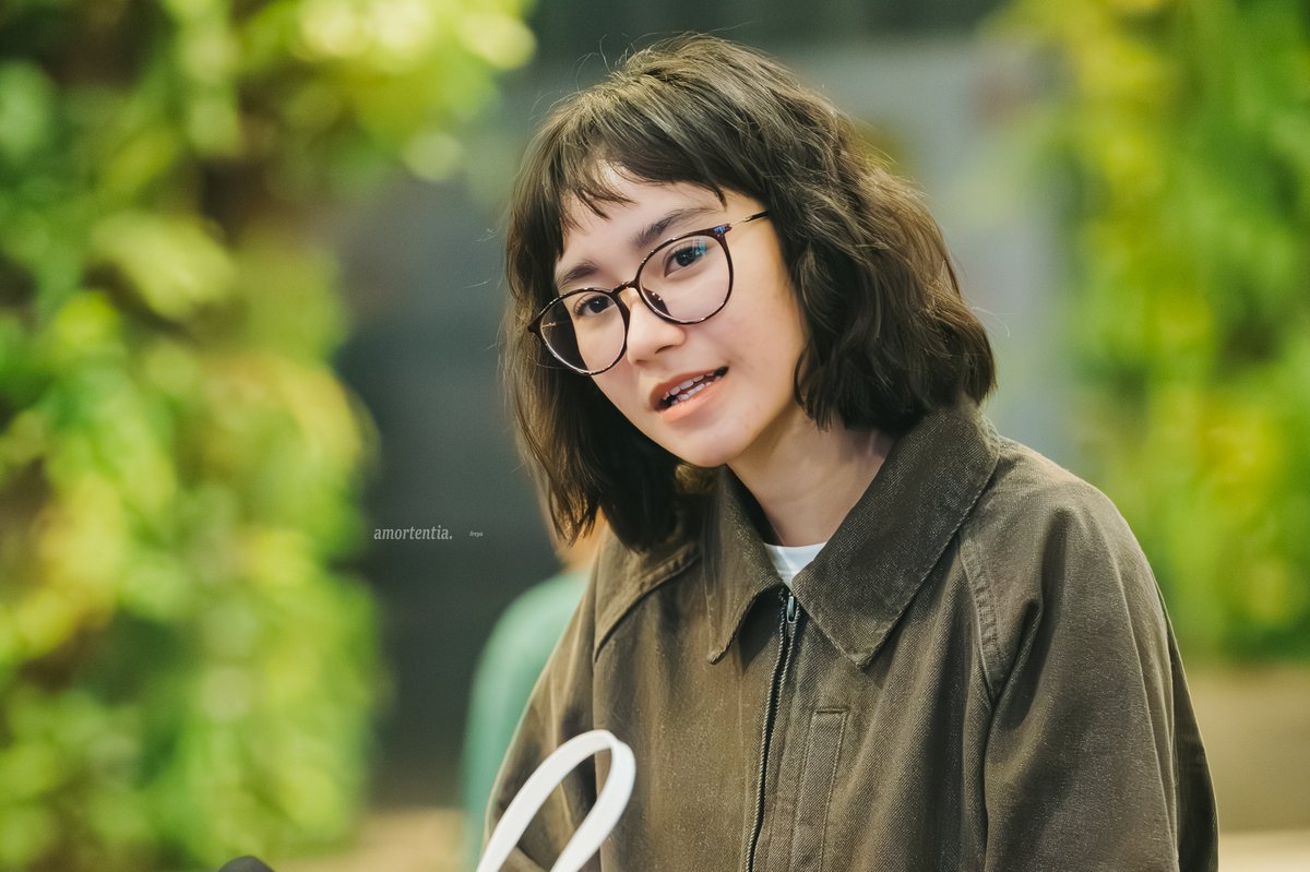 amortentia0213's tweet image. 260116 CGK 🛬

akhirnya Freya pulang, siapa yang rindu?

#Freya #프레야 #フレヤ #JKT48