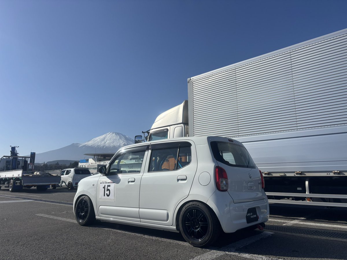 LINEUPGT36's tweet photo. 本日は
K4-GP練習会
収穫の多い走行と
なりました✨
https://t.co/qYP7ZXCZmB
#HA37 #K4GP #FSW https://t.co/Mhv20BziB6